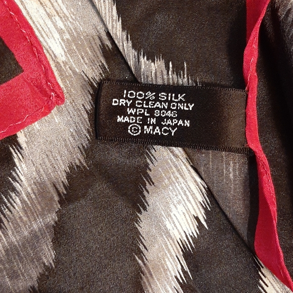 Scarf - Picture 5 of 5